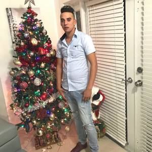 Meet your Posher, Ernesto